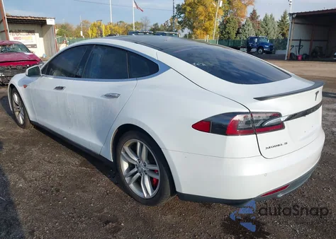 2014 Tesla Model S P85 from USA, damaged, VIN 5YJSA1H1XEFP41581
